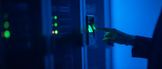 Утечка заставила притормозить инвестиции: почему DeepSeek поставила на паузу масштабный раунд финансирования