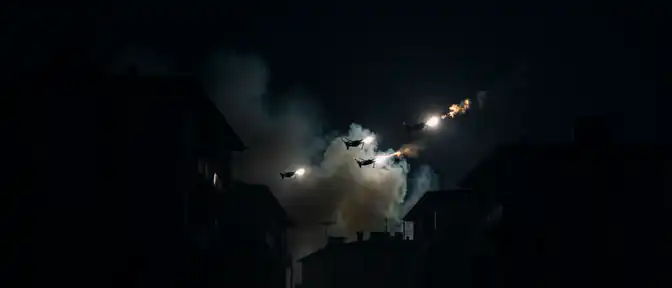 Ночной налет на Севастополь: семь беспилотников сбиты над городом, часть районов обесточена