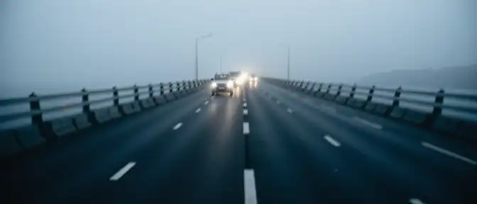 Внезапная остановка: движение по Крымскому мосту временно приостановлено