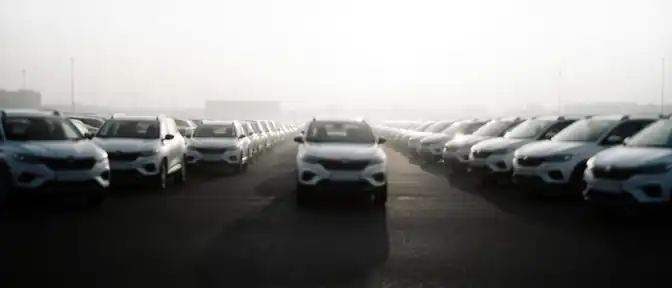 Сентябрьский рывок АвтоВАЗа: объем реализации новых машин Lada достиг годового максимума